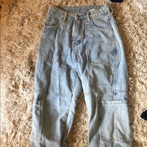 High rise baggy jeans